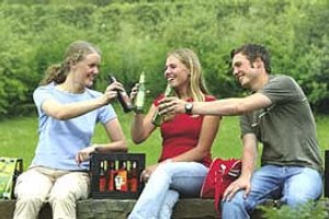 Veltins im Sommer mit Freunden