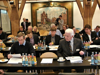 Journalisten auf der Bilanz-Pressekonferenz